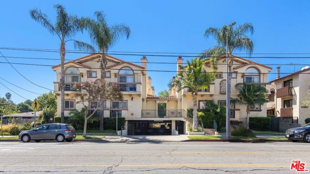 13912 Oxnard St #6, Van Nuys, CA 91401