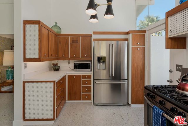 Image 15 of 54 For 1025 Apache Road