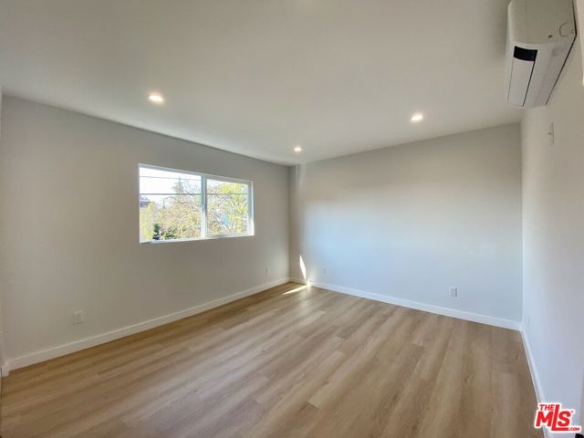 3207 W 3rd Street, Los Angeles CA: https://media.crmls.org/mediaz/1663fbf5-e39b-4b12-b669-55e8e5c88ab7.jpg