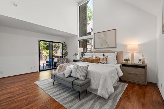 522 Thain Way, Palo Alto CA: https://media.crmls.org/mediaz/16642802-cf11-4b3c-959a-2f57b15632aa.jpg