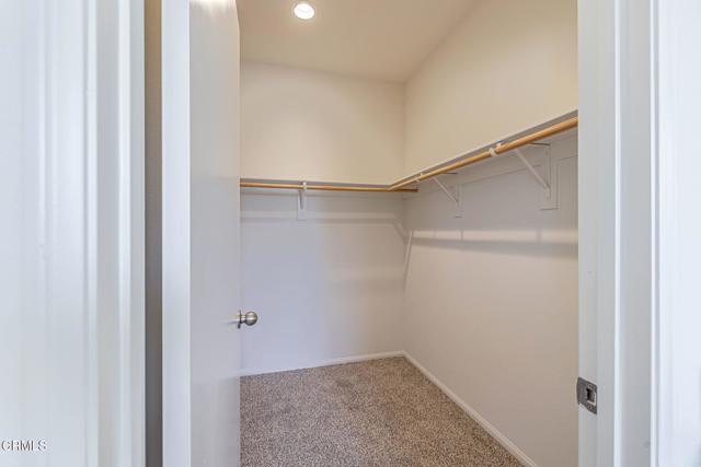 3016 Via Bella Rosa Avenue, Rosamond CA: https://media.crmls.org/mediaz/1664c503-d402-43e3-86bf-43c940f9e4df.jpg
