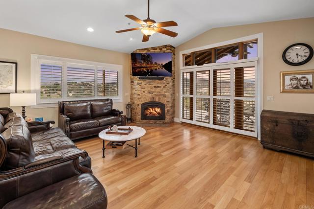 18351 WOODS HILL, Ramona CA: https://media.crmls.org/mediaz/16650f10-02ea-432c-844e-1eedcf667870.jpg