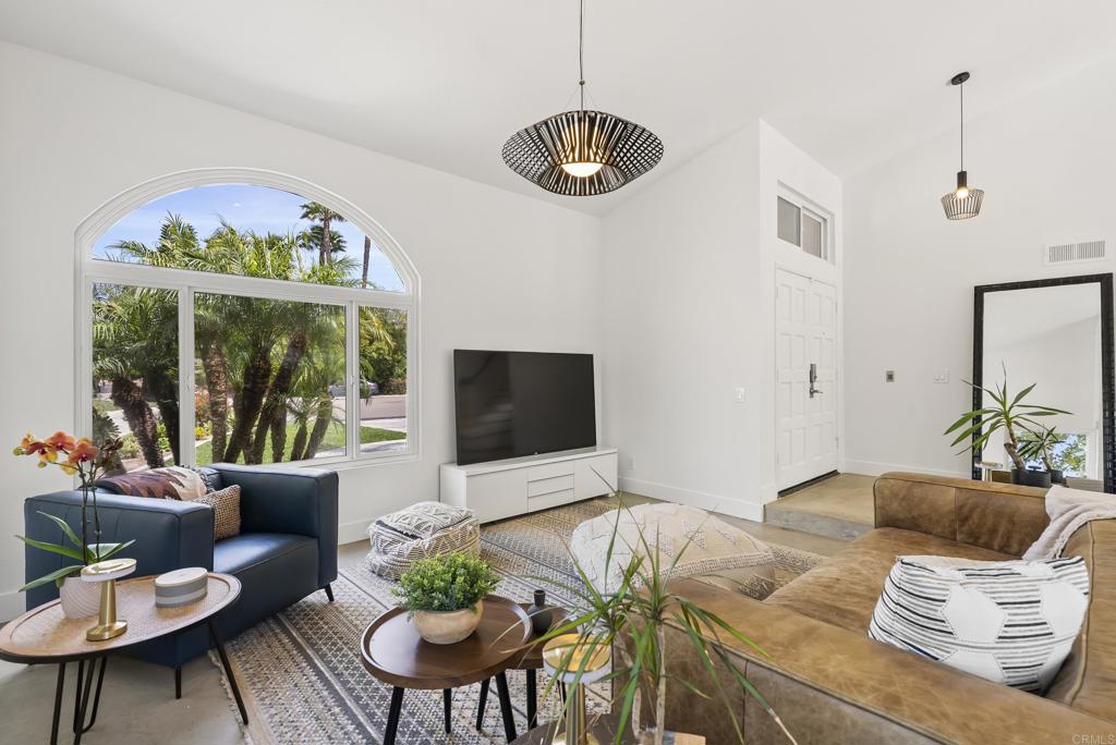 1609 Honeysuckle Court - photo 11