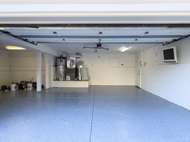 2496 Butternut Drive, Hillsborough CA: https://media.crmls.org/mediaz/16655032-2004-4786-991b-a3aafe2001a1.jpg