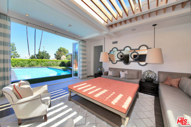3054 Elvido Drive, Los Angeles CA: https://media.crmls.org/mediaz/1665e974-be69-4e85-9a1b-369eec608955.jpg