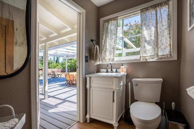 280 Fairview Avenue, Ben Lomond CA: https://media.crmls.org/mediaz/1667898c-0cac-438b-818e-d1fcbfef6311.jpg