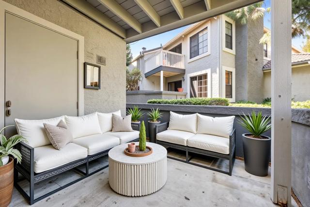 Detail Gallery Image 3 of 28 For 15032 Avenida Venusto #179,  Rancho Bernardo (San Diego),  CA 92128 - 1 Beds | 1 Baths