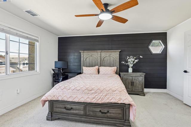 1060 Green Point Ct, Concord CA: https://media.crmls.org/mediaz/16689790-a706-4d0e-bf10-75fc4c0a76b3.jpg