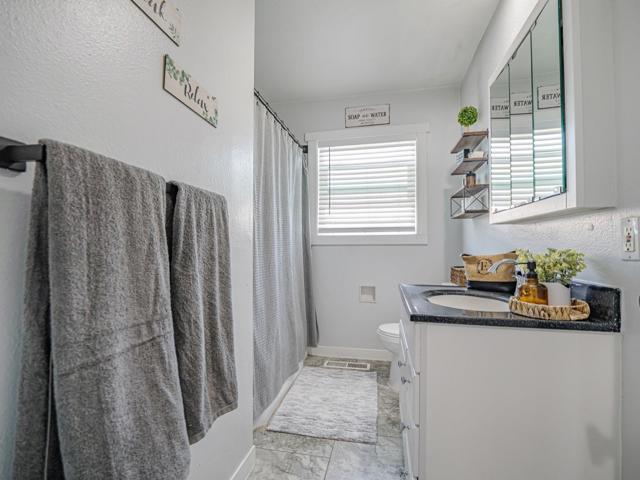 27 Burchell Avenue, Freedom CA: https://media.crmls.org/mediaz/1668f2a1-b6e2-4ce5-bd85-7b3465eee59e.jpg