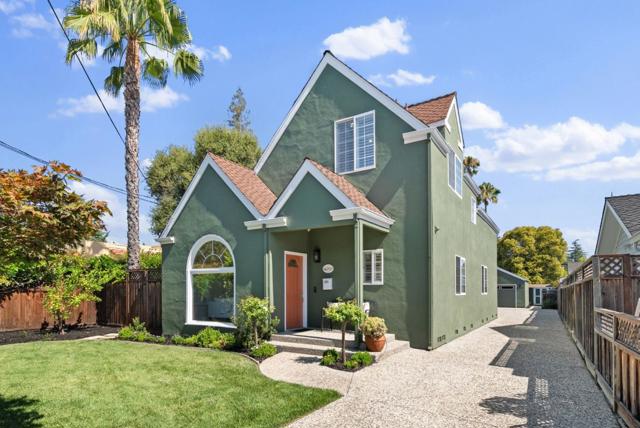 16717 Shannon Road, Los Gatos CA: https://media.crmls.org/mediaz/166b2313-569e-46ab-86af-0a845d0ebd4a.jpg