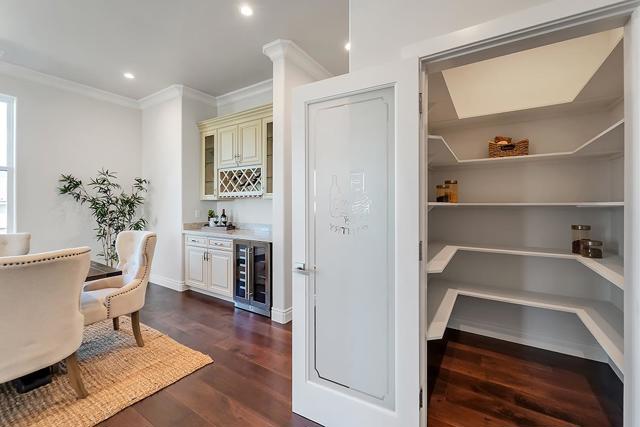 475 E Middle Avenue, San Martin CA: https://media.crmls.org/mediaz/166c6a04-96fb-4ca4-b55c-bf3c78dc0616.jpg