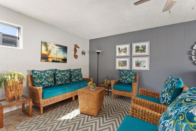 3606 Vista Rey, Oceanside CA: https://media.crmls.org/mediaz/166e66cf-d207-4443-b871-228f0b60a3fa.jpg