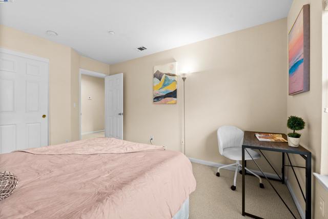 2165 Watermill Rd, San Ramon CA: https://media.crmls.org/mediaz/166e9edb-c540-4371-9b4f-930393880c1f.jpg