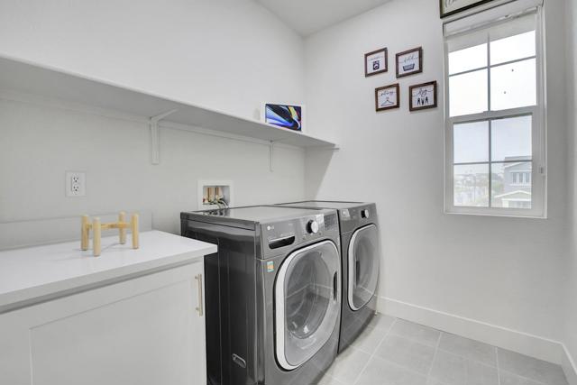 5938 Lenin Priego Street, Tracy CA: https://media.crmls.org/mediaz/166f2efd-4080-4cd7-b1c4-774b426b1c69.jpg