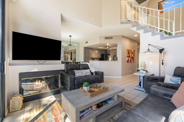 79822 Olympia Fields, La Quinta CA: https://media.crmls.org/mediaz/166f6a8f-624c-4270-819c-a83f6c80990d.jpg