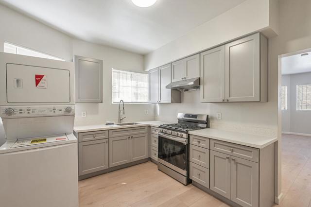 1218 13th Avenue, Oakland CA: https://media.crmls.org/mediaz/166f84a7-8838-46ff-b7bf-d543c2e0fff2.jpg