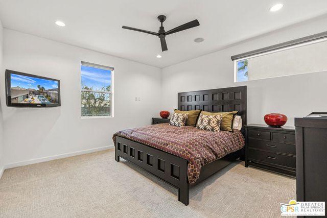 1065 Dane Drive, Palm Springs CA: https://media.crmls.org/mediaz/166fa4c0-d9bf-495e-b9f7-f9200b9ca11b.jpg