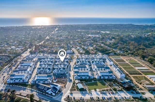 Detail Gallery Image 2 of 31 For 1403 Anacona Pl #103,  Encinitas,  CA 92024 - 2 Beds | 2/1 Baths