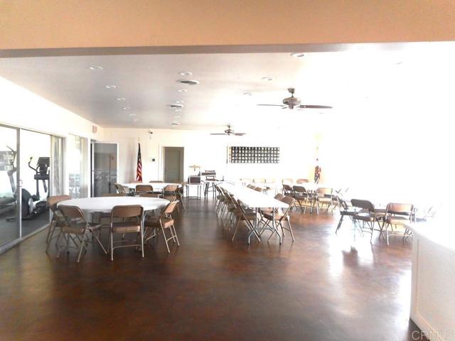 Detail Gallery Image 22 of 25 For 211 N Citrus #124,  Escondido,  CA 92027 - 1 Beds | 1 Baths