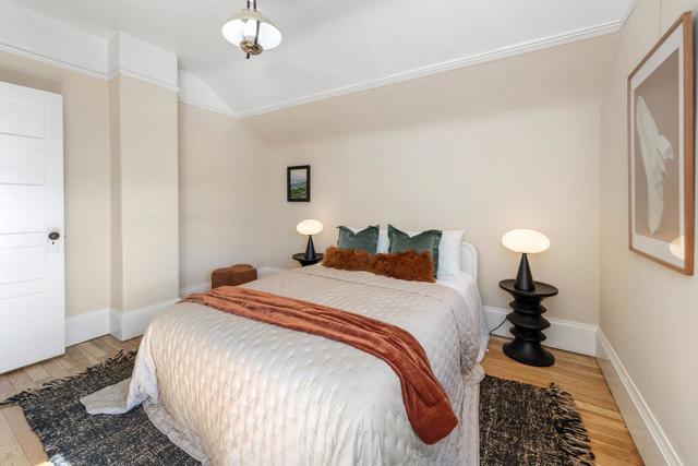 270 Andover Street, San Francisco CA: https://media.crmls.org/mediaz/1671d82b-2458-43ee-a79a-1cea93deed73.jpg