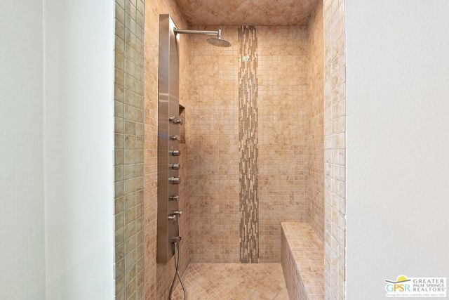 1346 E Andreas Road, Palm Springs CA: https://media.crmls.org/mediaz/167289d2-16a6-47bc-8454-7738c6ad0407.jpg