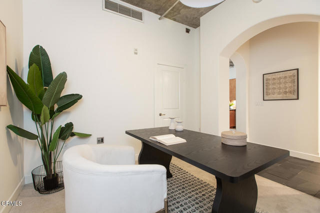 Detail Gallery Image 15 of 22 For 840 E Green St #220,  Pasadena,  CA 91101 - 2 Beds | 2 Baths