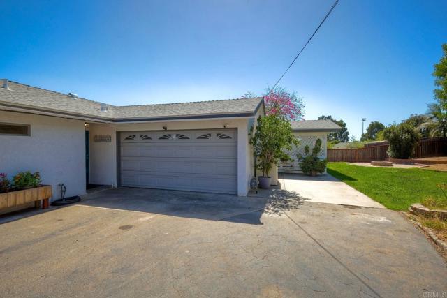 Detail Gallery Image 5 of 57 For 1026 Louie Pl, Vista,  CA 92084 - 4 Beds | 2 Baths