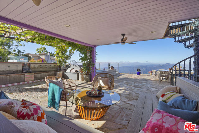 Drew Fenton | 231 Loma Metisse Road Malibu CA | MLS: 7475420