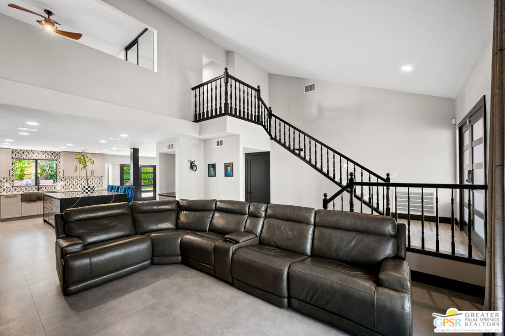 MLS #25622623PS image #5