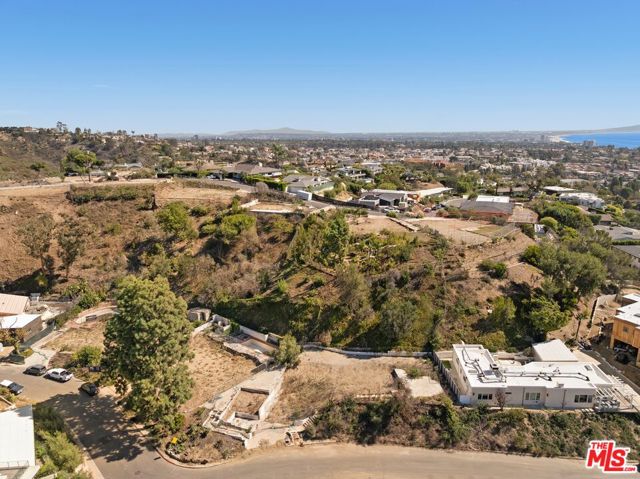 1140 Las Lomas Avenue photo 5