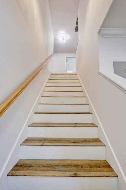 875 Roberts Place, San Jose CA: https://media.crmls.org/mediaz/16754c8e-db68-4ddb-8772-482ecfdf6916.jpg