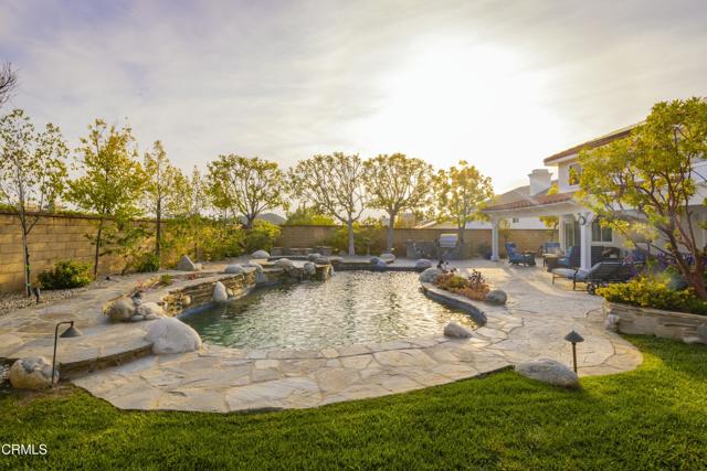5580 Bromely Drive, Oak Park CA: https://media.crmls.org/mediaz/1675b576-1f87-4369-8634-f4490f459554.jpg