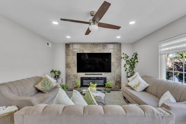 Detail Gallery Image 19 of 57 For 1935 Jasmine St, El Cajon,  CA 92021 - 4 Beds | 2/1 Baths