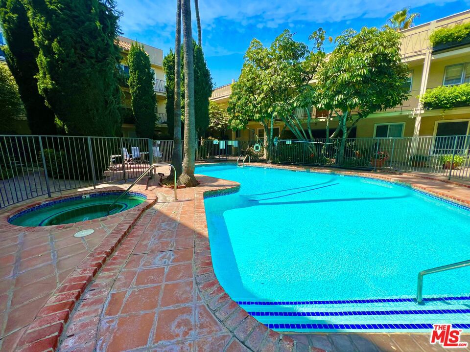 11670 W Sunset Boulevard #205