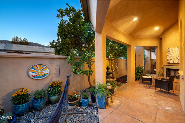 212 S Montgomery Street, Ojai CA: https://media.crmls.org/mediaz/1679a6dc-4a6b-47dc-ba5d-5b9c880a81a1.jpg