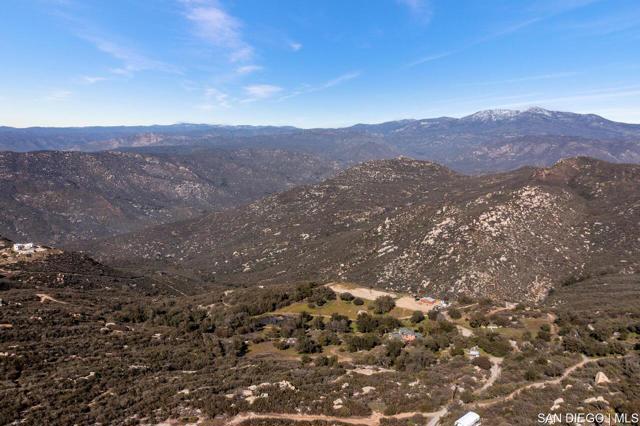 Image 9 of 51 For 589 Anderson Rd