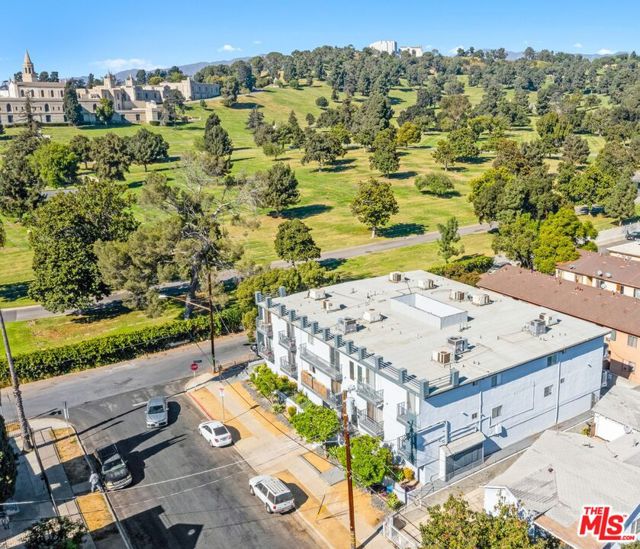 3245 Avenue 32, Los Angeles, California 90065, ,Multi-Family,For Sale,Avenue 32,25499691