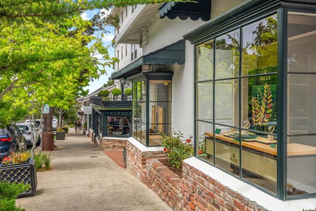5 NE of 4th on Lopez, Carmel CA: https://media.crmls.org/mediaz/167c76e5-ec4e-4936-9b92-45b56b0b98ea.jpg