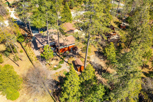 25445 Palomar Road, Idyllwild CA: https://media.crmls.org/mediaz/167c9d9d-2d33-4e52-bfb2-7573bd14c2e0.jpg