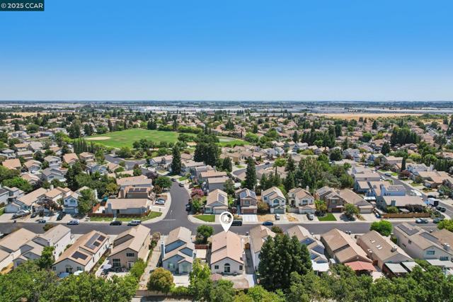 868 Clifton Way, Vacaville CA: https://media.crmls.org/mediaz/167d34e5-c537-43d6-9730-405fa25da41a.jpg