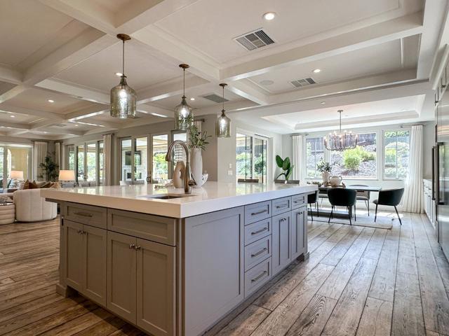 160 Prospect Avenue, Los Gatos CA: https://media.crmls.org/mediaz/167d9d77-889f-4948-a1e0-7187891ce95e.jpg
