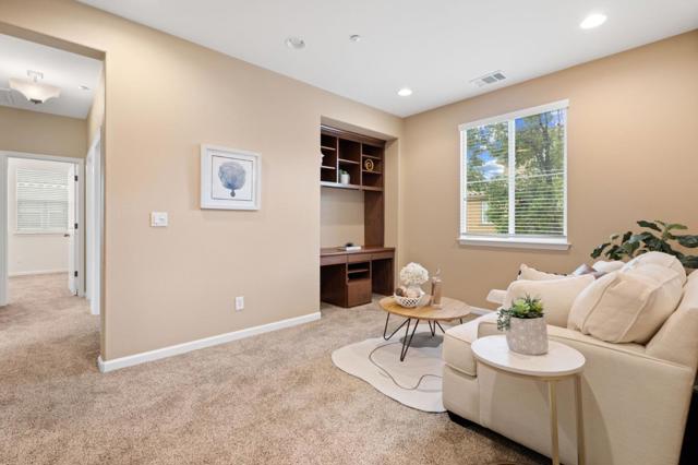 5300 Fioli Loop, San Ramon CA: https://media.crmls.org/mediaz/167e7f8c-3746-4b8e-aa11-abf1584f6ee4.jpg