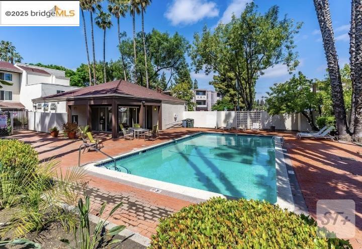 2000 Laguna Circle #D