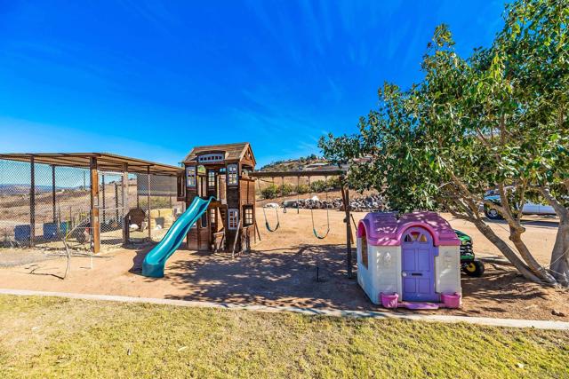 Image 51 of 58 For 15349 Highland Valley Rd