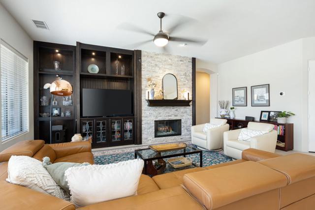 22-web-or-mls-DT_Reina_OPMG_0923_022