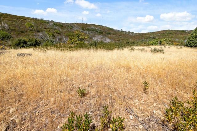 35005 Loma Chiquita Road, Los Gatos CA: https://media.crmls.org/mediaz/1680df72-1068-4db1-b8af-753d1f4a24ec.jpg