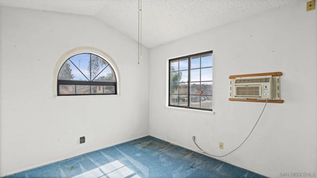 1534 Heirloom Ave, Perris CA: https://media.crmls.org/mediaz/1681cce4-09f0-4d56-afc0-11771e380ee4.jpg