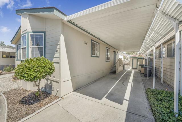97 Melody Lane, Morgan Hill CA: https://media.crmls.org/mediaz/16824ff7-6220-4306-9a7c-14bdec357b70.jpg