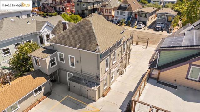 Image 18 of 29 For 1062 60th St