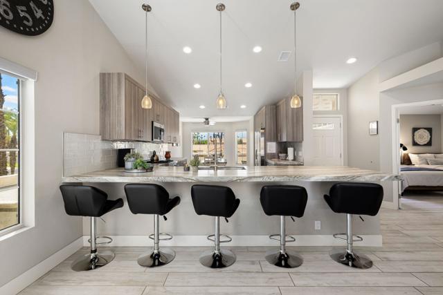 172 Torrey Pine Drive, Palm Desert CA: https://media.crmls.org/mediaz/1682e53f-4287-477b-8576-7c3f08f68429.jpg